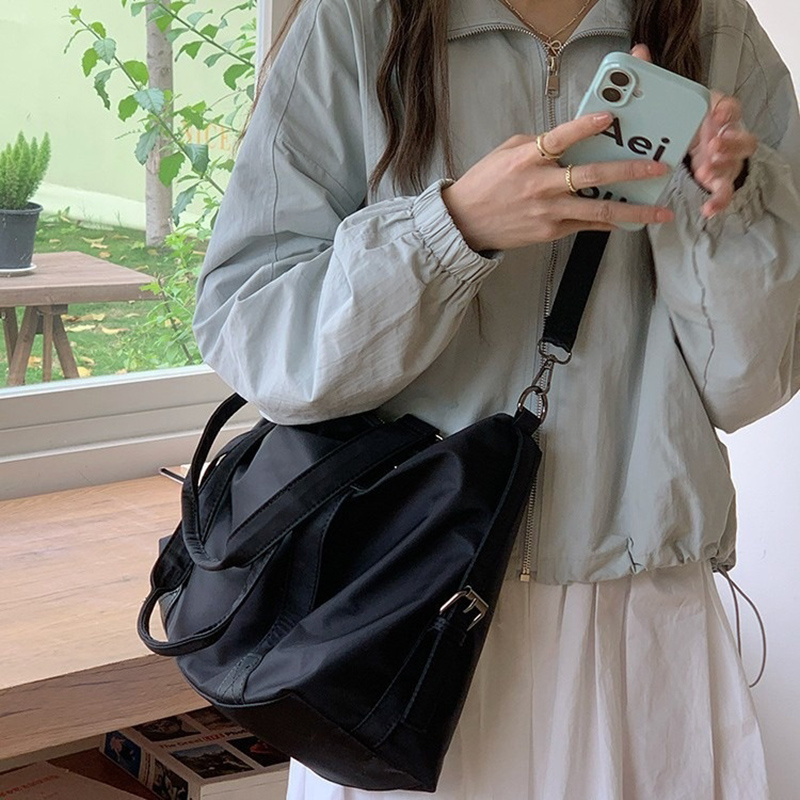 2026 กระเป๋าสะพายไหล่ลำลองสำหร - Women Bags White บทวิจารณ์และราคา