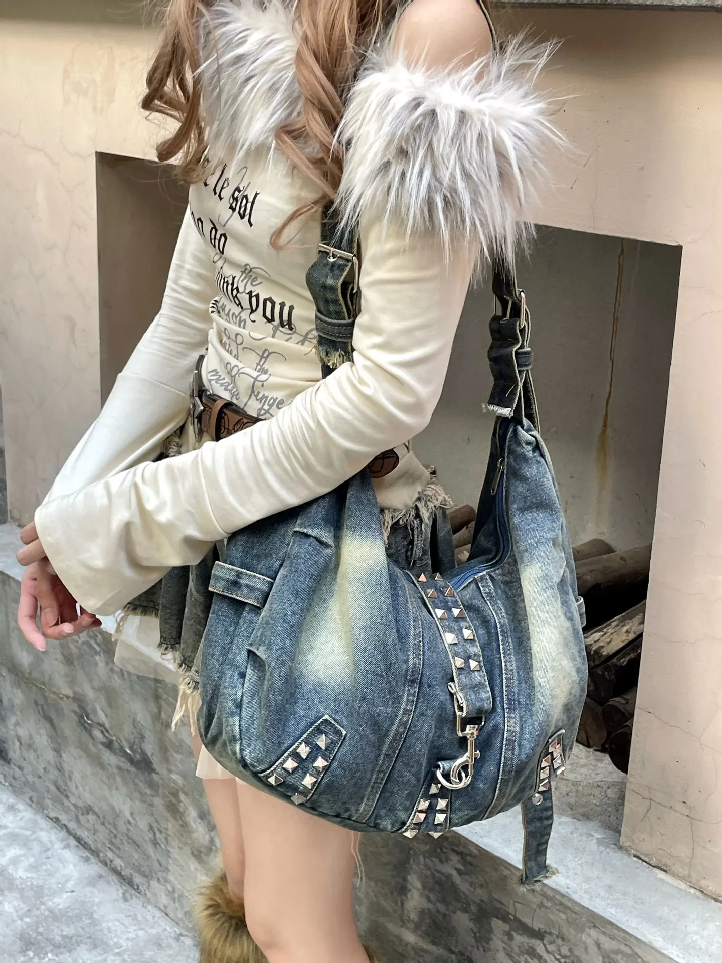 กระเป๋าสะพายไหล่ยีนส์ฟอกแบบมีห - Women Bags Jeans บทวิจารณ์และราคา